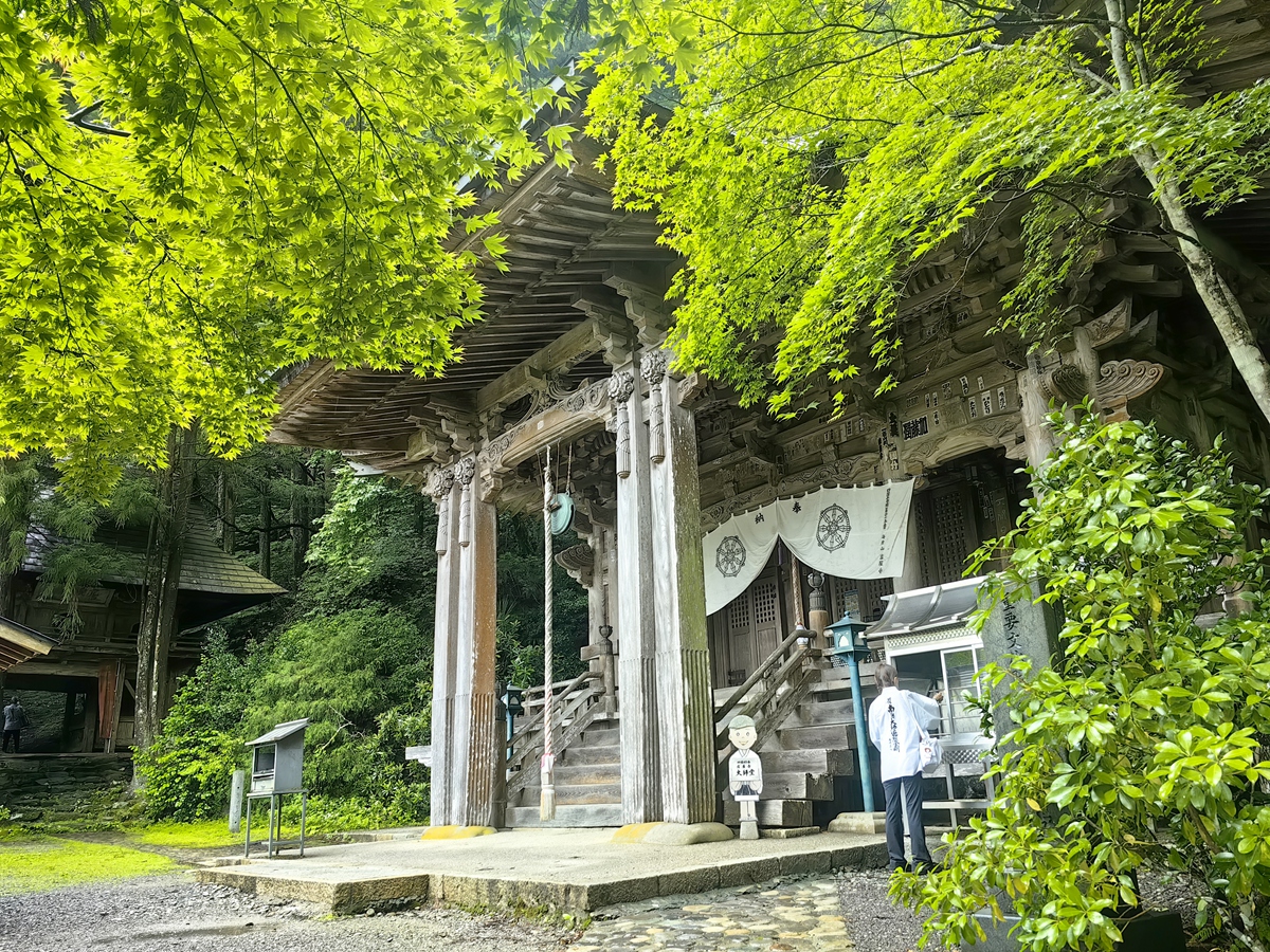 四十五番  海岸山 岩屋寺